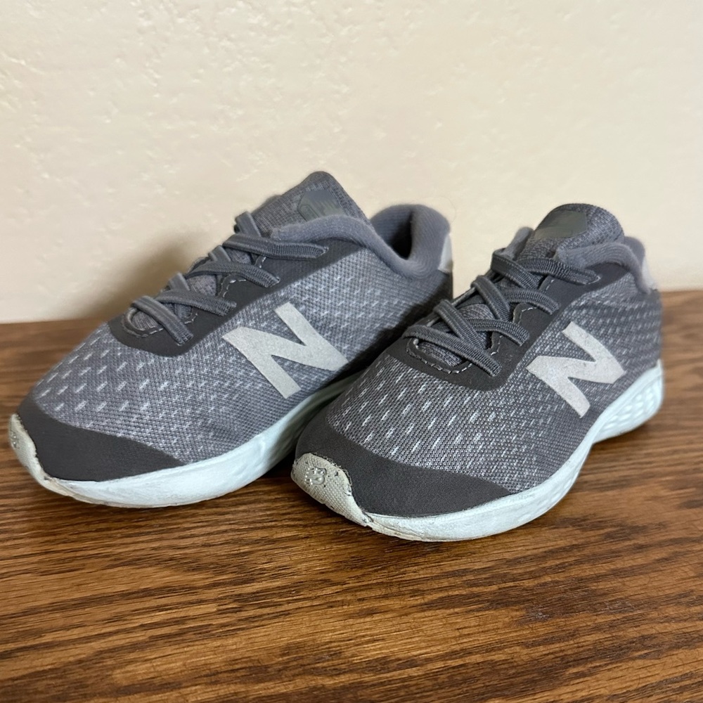 New balance boys